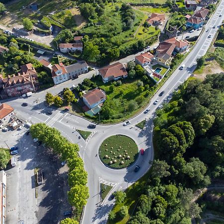 Casa Do Pinheiro - Alojamento Local Povoa de Lanhoso ภายนอก รูปภาพ