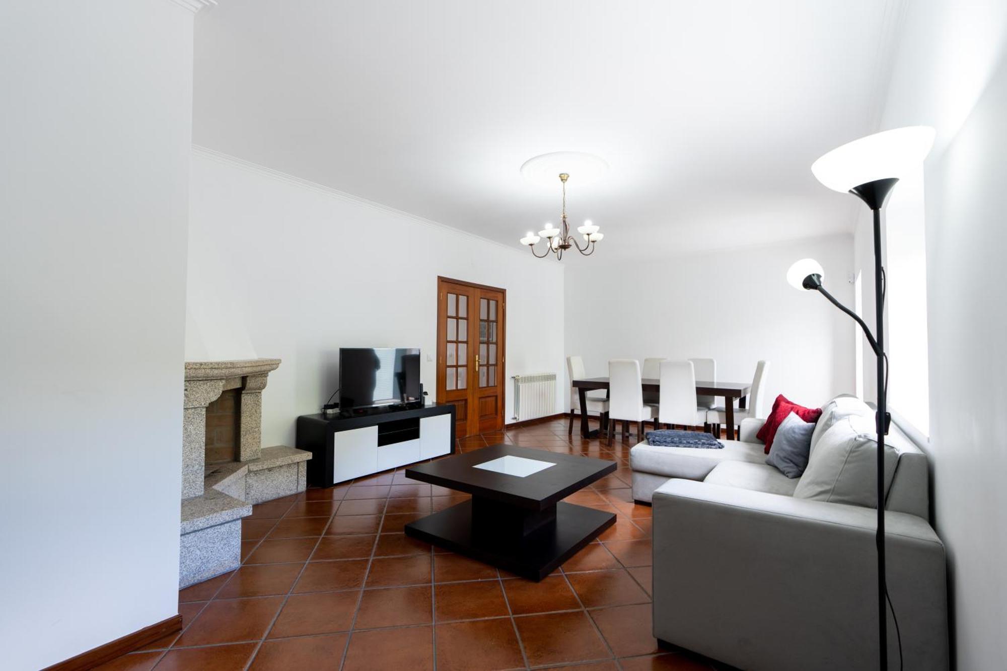 Casa Do Pinheiro - Alojamento Local Povoa de Lanhoso ภายนอก รูปภาพ